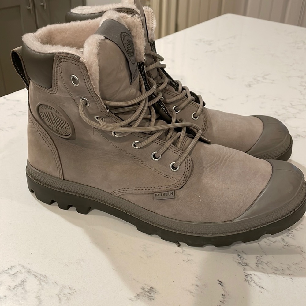 Mens Pallladium boots